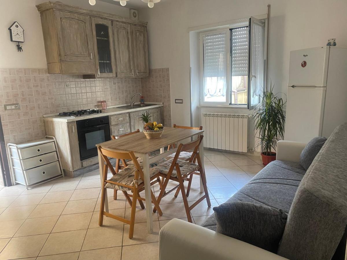 Airport Apartment Alloggio Turistico T&C Fiumicino Exterior photo